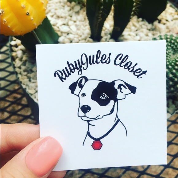 Meet your Posher, Julia - Picture 3 of 3