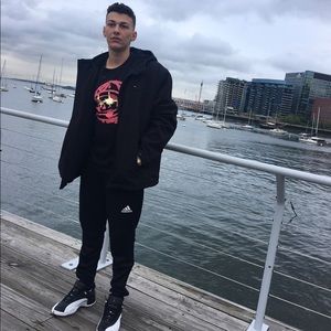 Meet your Posher, Dylan