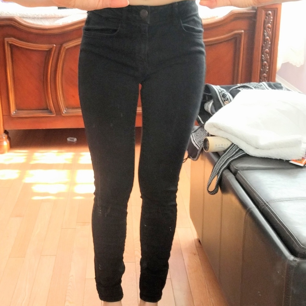 Stretchy High-rise Skinny Jeans