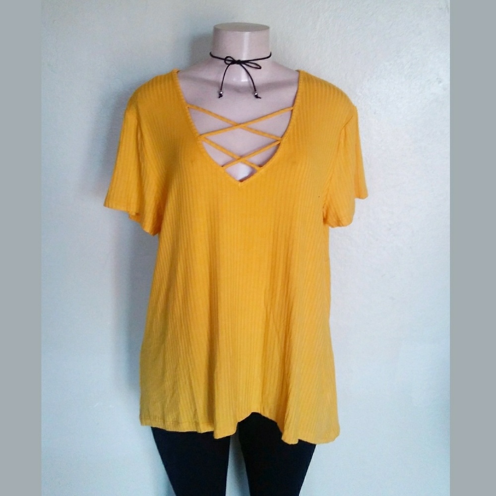 Plus Size Caged Front Top New