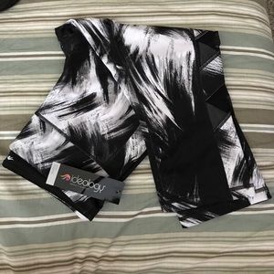 Ideology Crop Legging-Workout