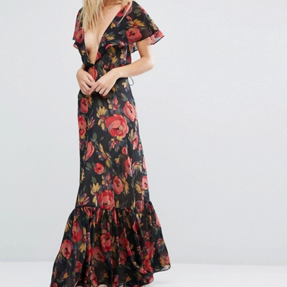 Opulence maxi dress by majorelle xs
