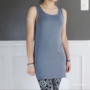 LOGO Crew Neck Tank w Curved Hem