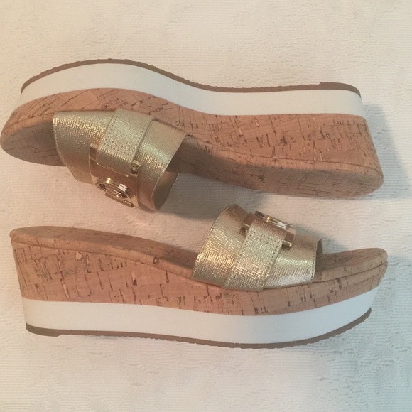 Michael KORS Sandals - Picture 3 of 8