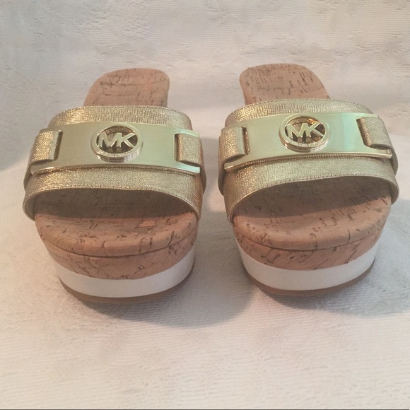 Michael KORS Sandals - Picture 4 of 8