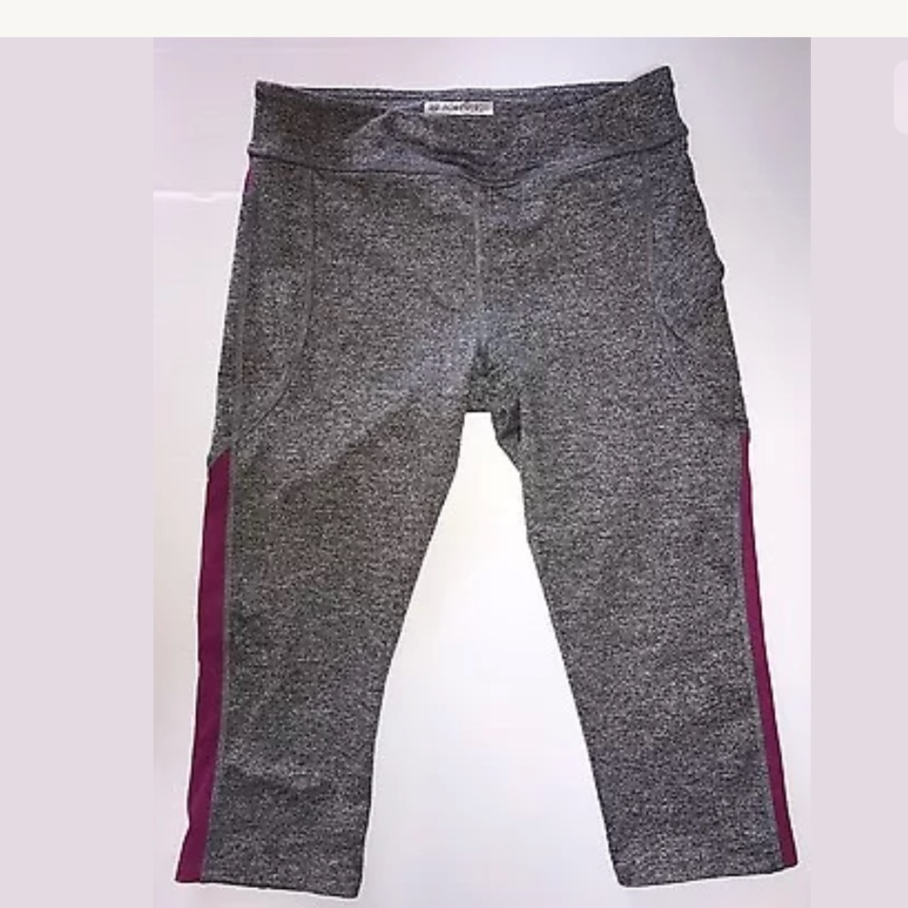 Forever 21 workout crop leggings