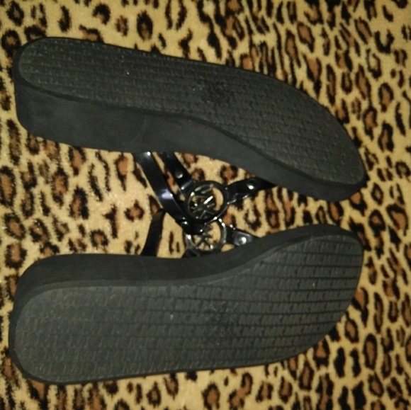 Micheal Kors Wedge  Sandals - Picture 2 of 4