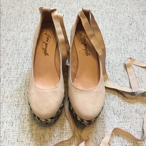 Free People Platforms