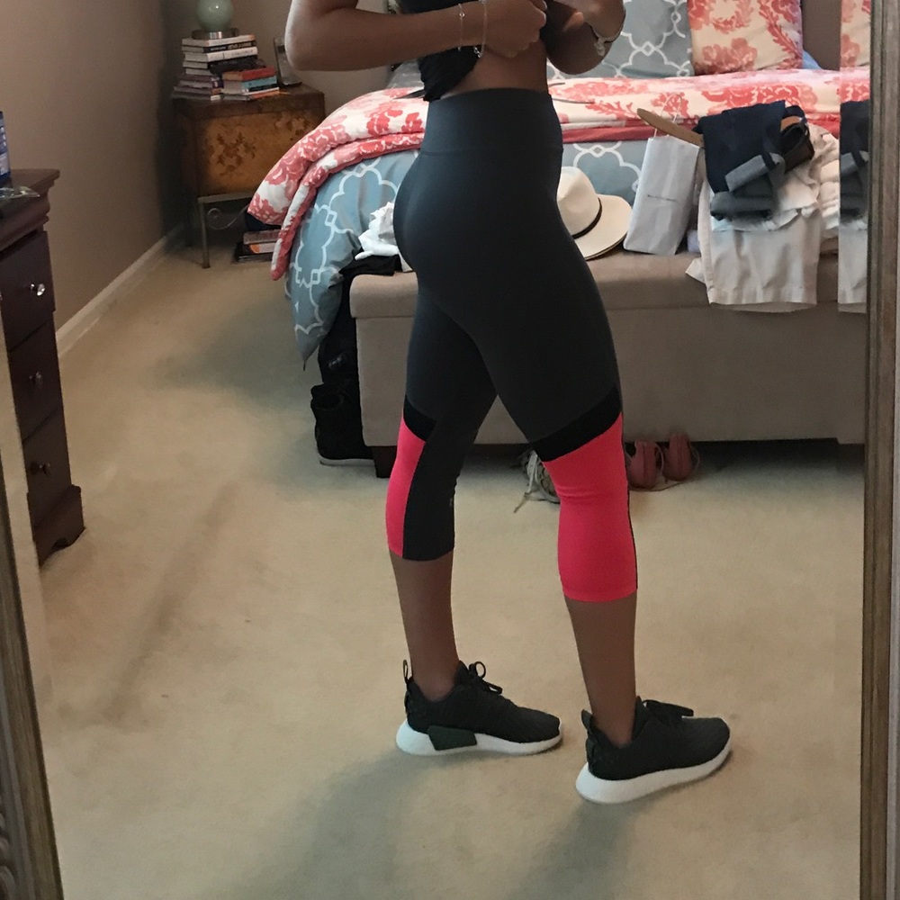 Under armour crop leggings