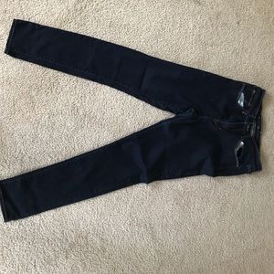 Women's high rise skinny Levi's size 29