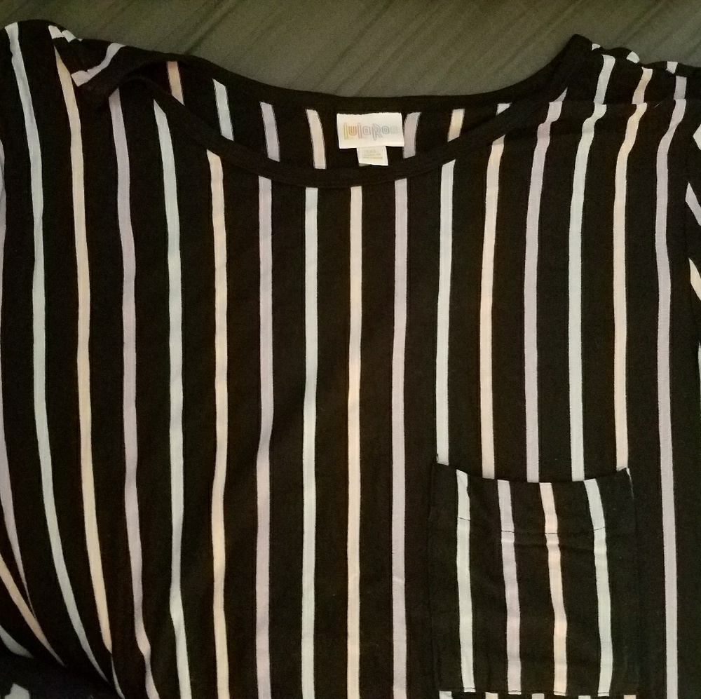 Lularoe Carly 3xl Pin Striped on Black Unicorn