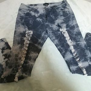 Distressed Jeans