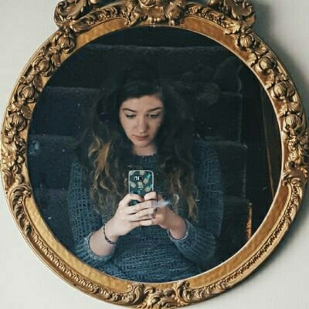 Meet your Posher, Hannah