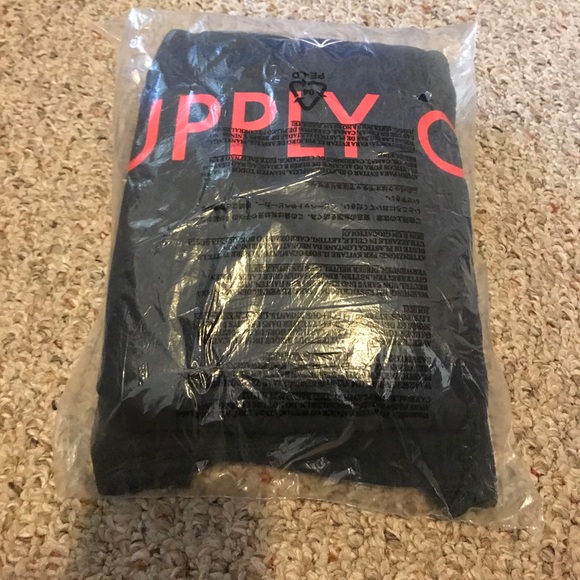 Navy Diamond Crewneck Red lettering - Picture 2 of 3