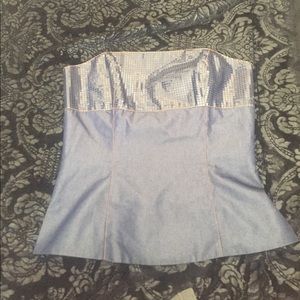 Strapless extra support shirt (: