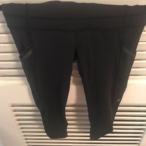 Lululemon crops!