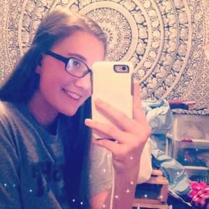 Meet your Posher, Layla