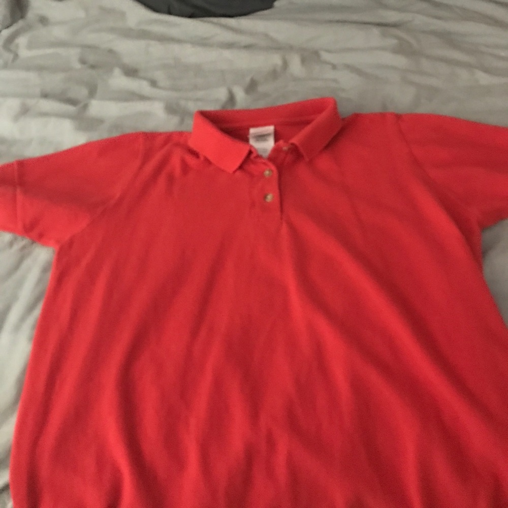 Red polo