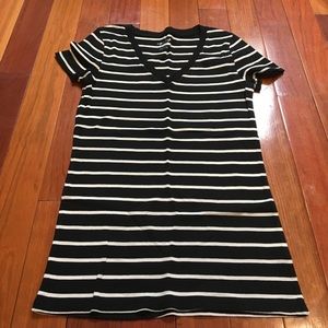 MERONA black and white tee! New!