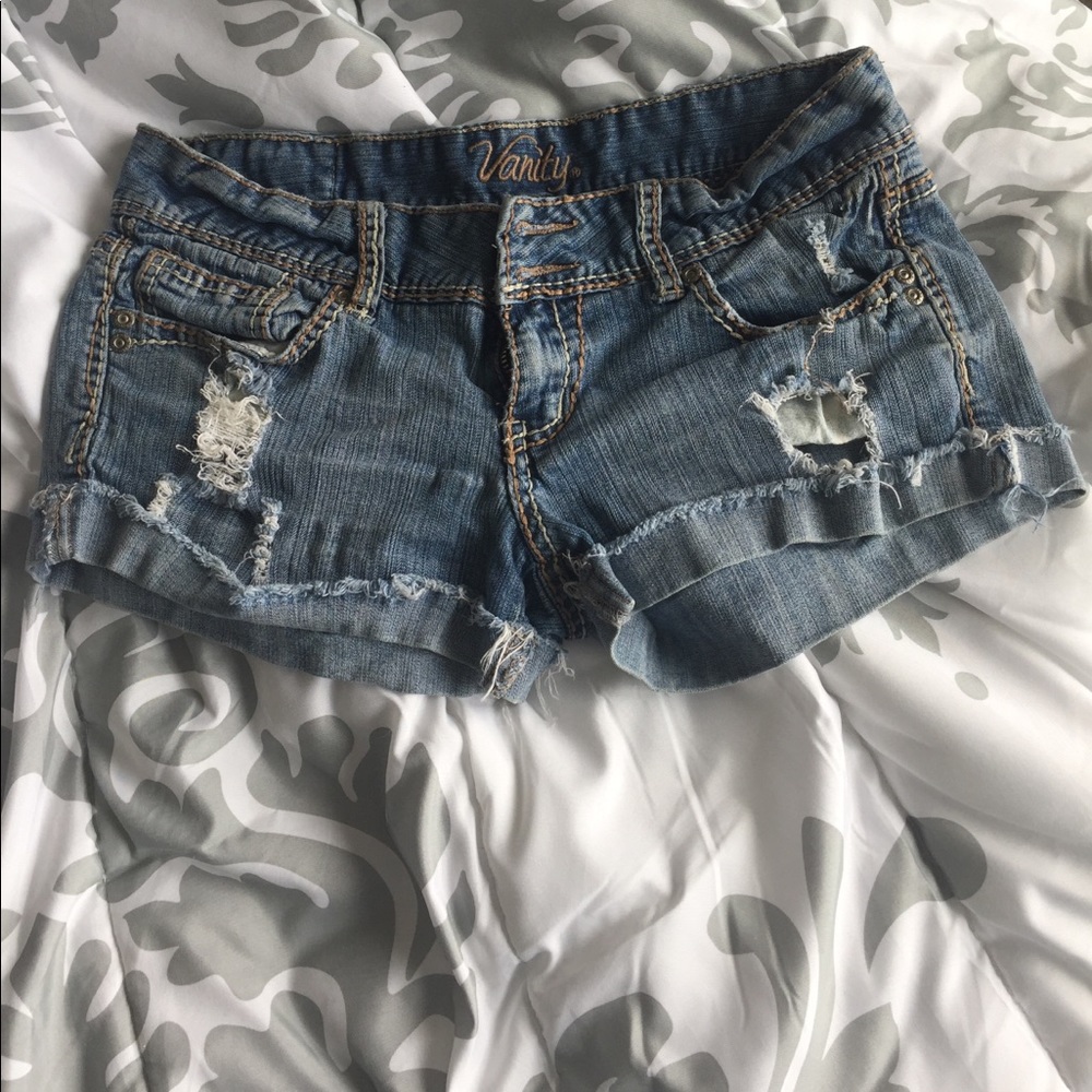 Vanity distressed shorts