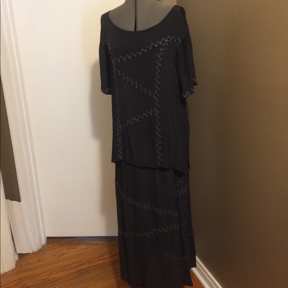 Two piece skirt and top!