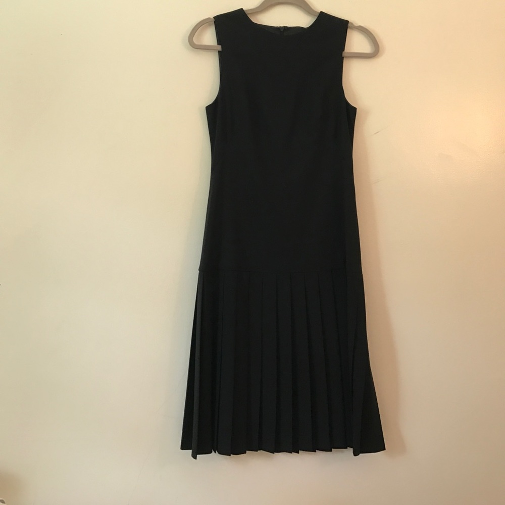 THEORY black dress with pleats