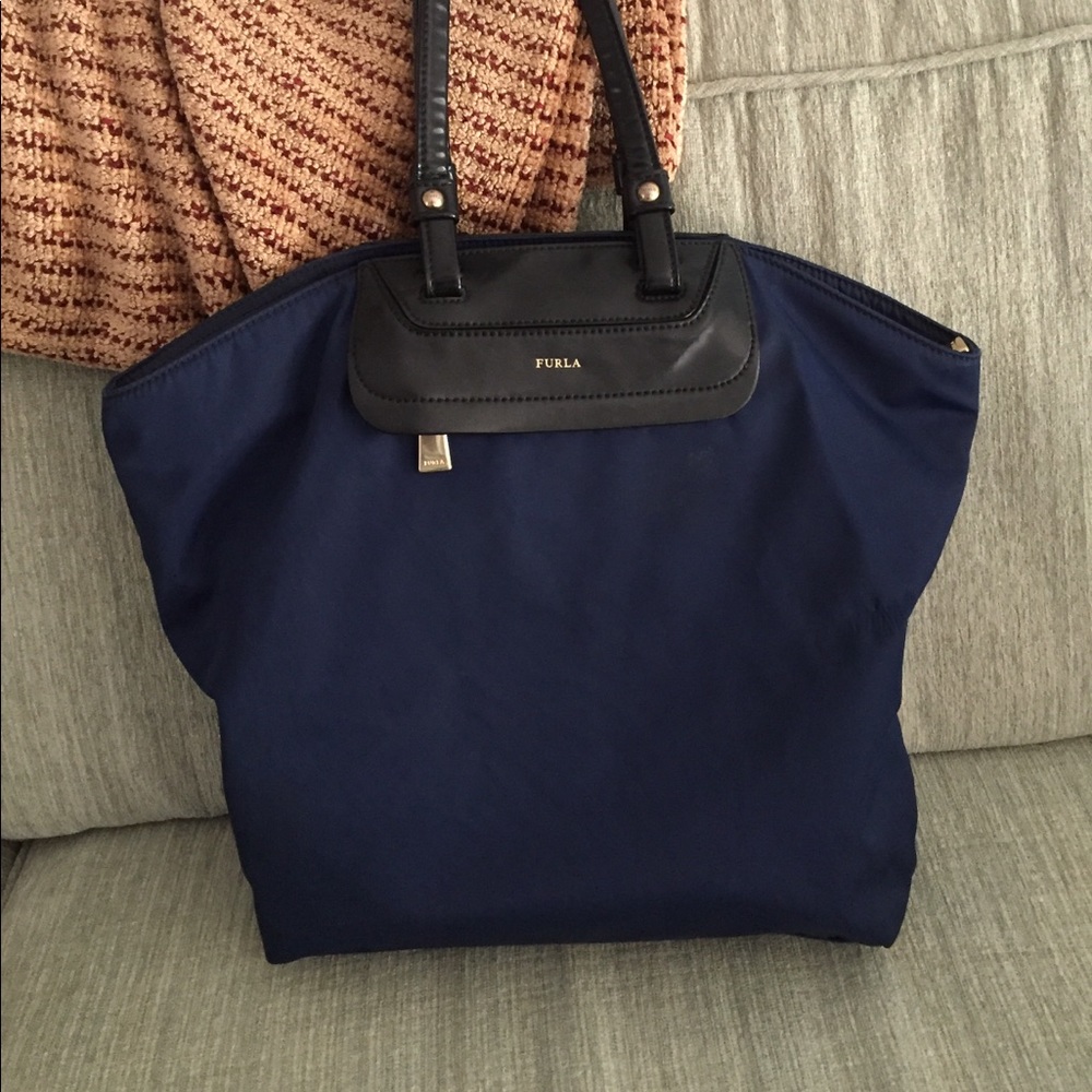 furla handbag purse.