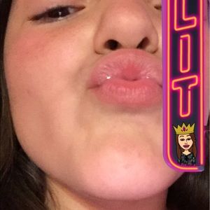 Meet your Posher, Haylee