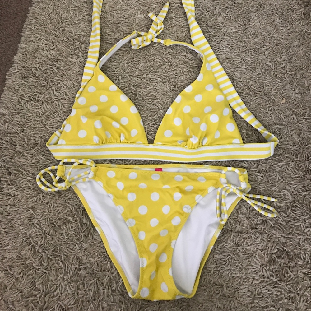 Victoria Secret bikini