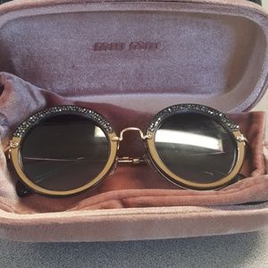 MIU MIU Sunglasses