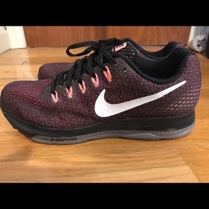 Women's Size 9 Nike Zoom All Out Low Air Maxes