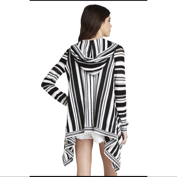 {Bcbgeneration} hooded cardigan LAST 1 - Picture 3 of 4