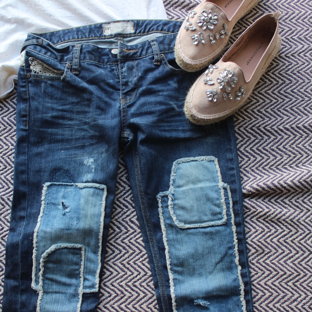 Free People NWOT Embroidered Jean