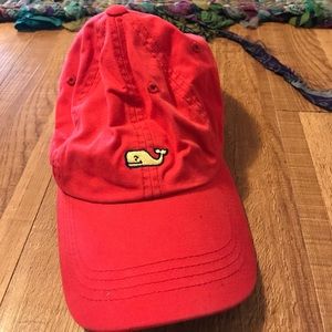 like new vineyard vines hat