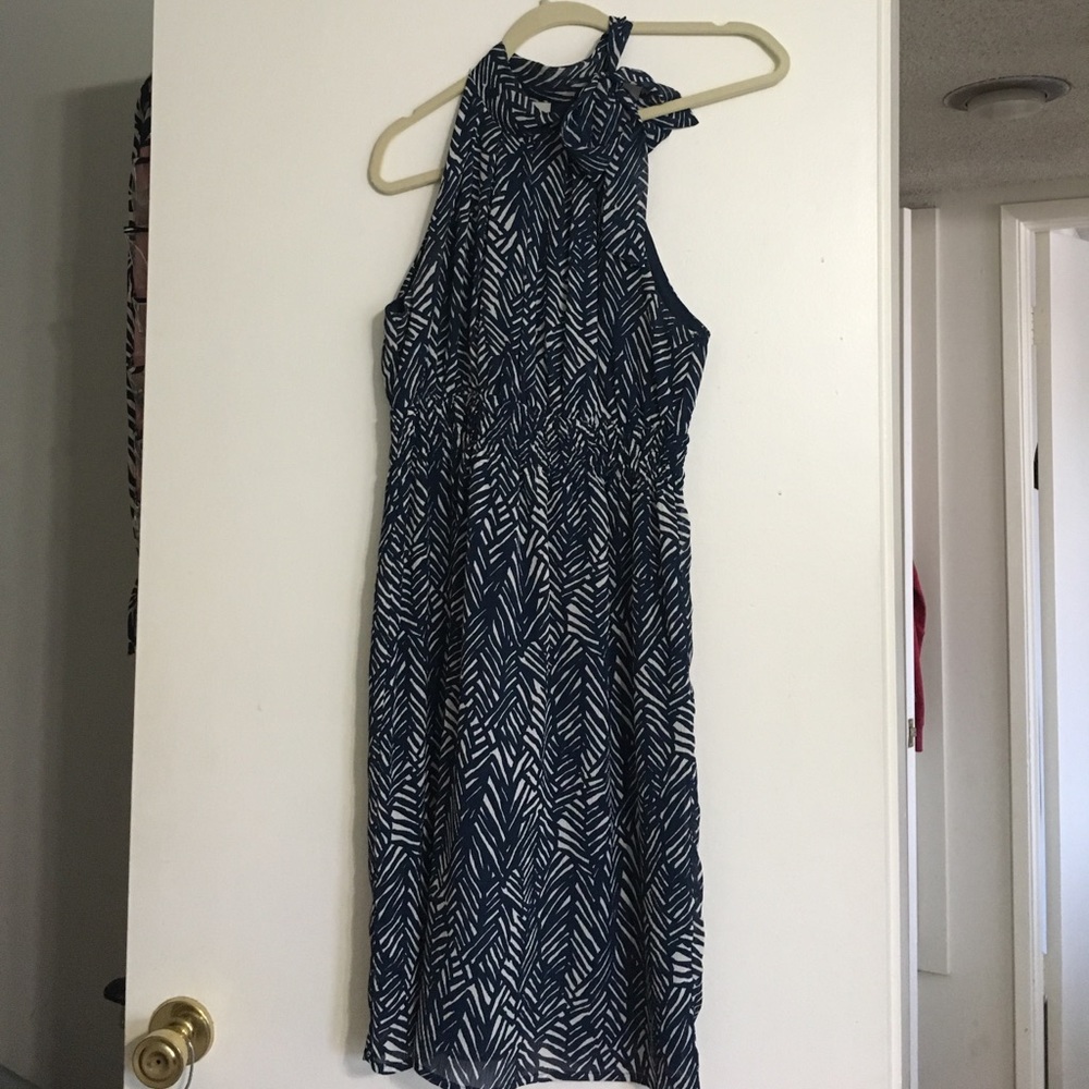 Blue pattern dress