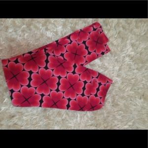 Lularoe leggings - Heart shamrocks