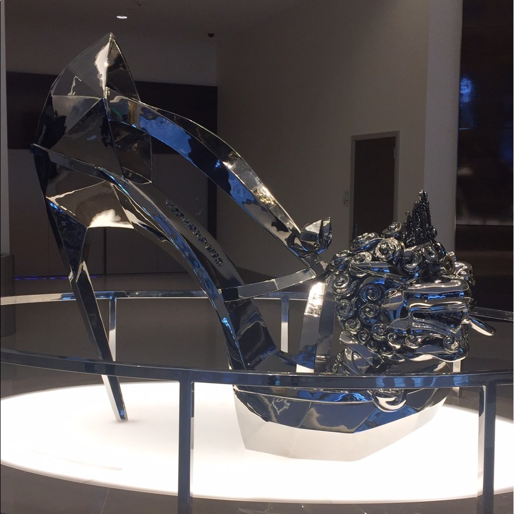 Meet your Posher, Ib