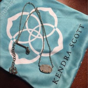 Kendra Scott Pendant Necklace