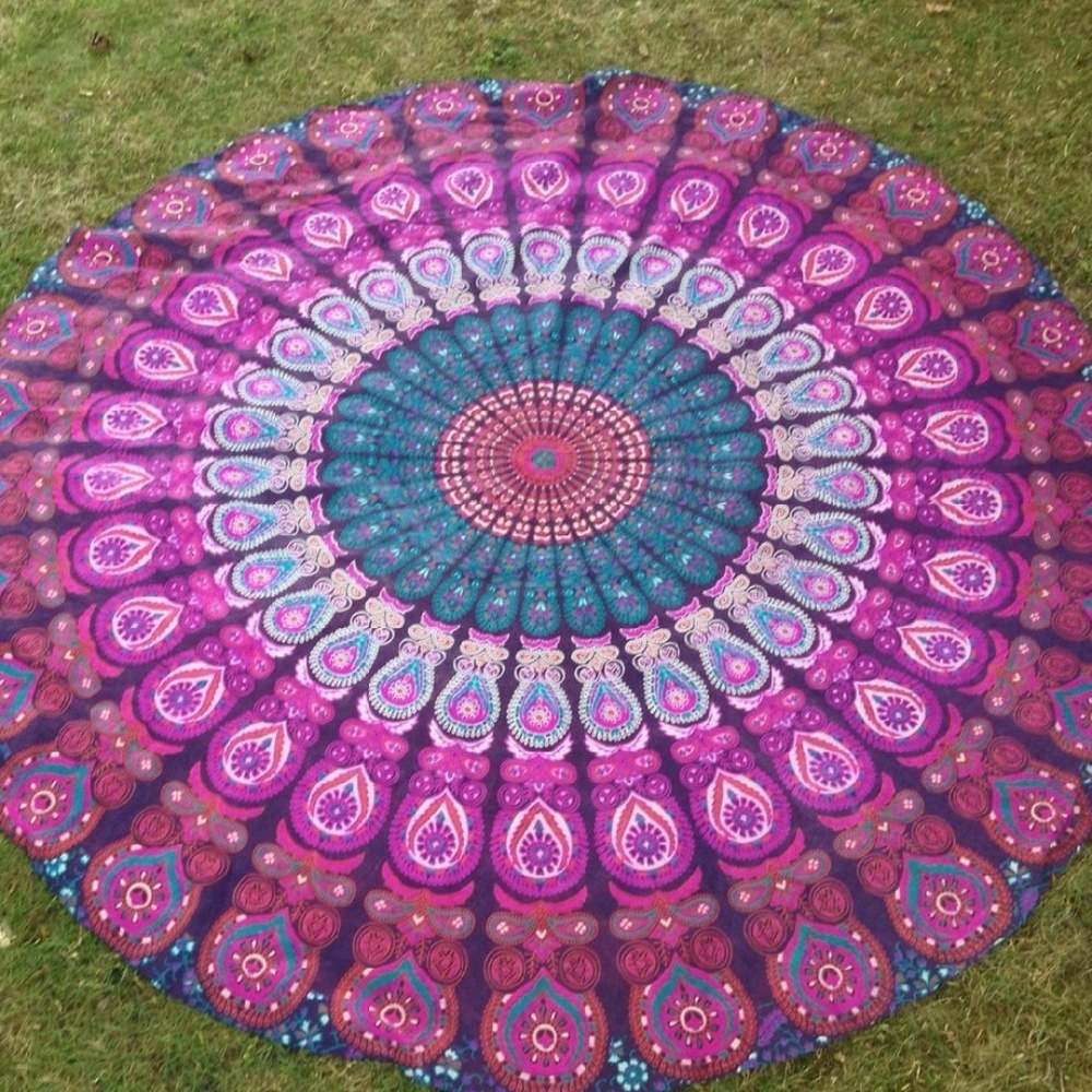 Beautiful round beach throw