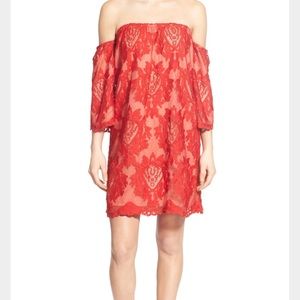 Nordstrom BP red off shoulder lace dress med