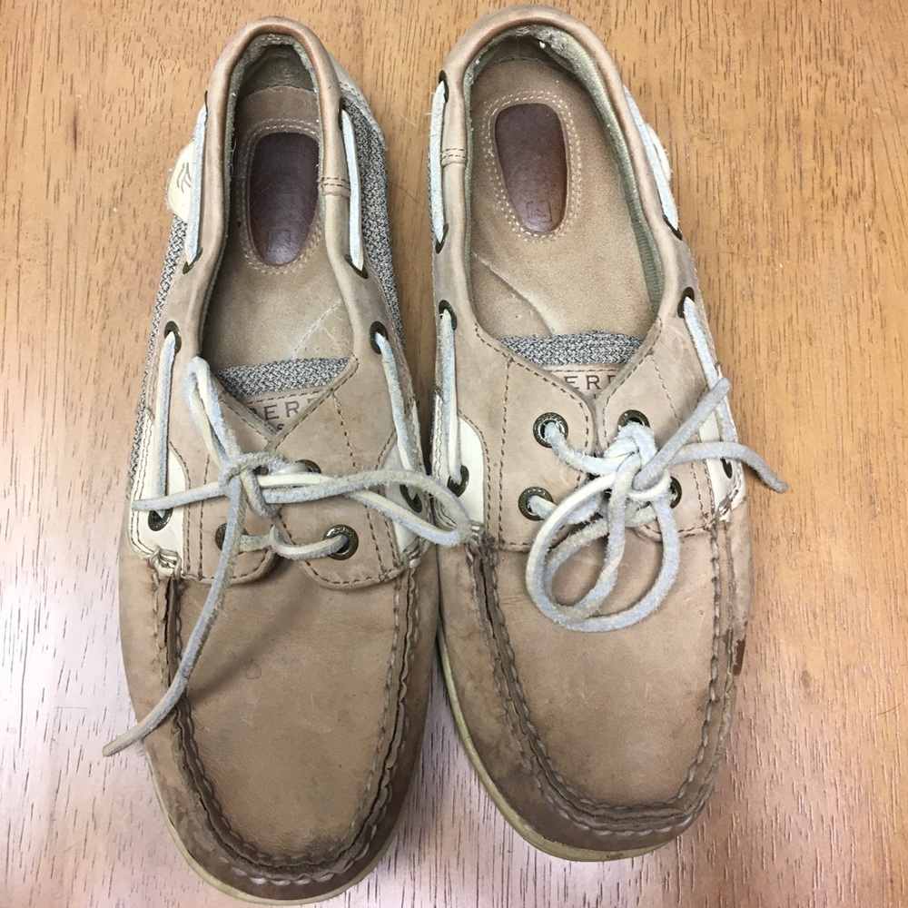Tan sperry docksiders