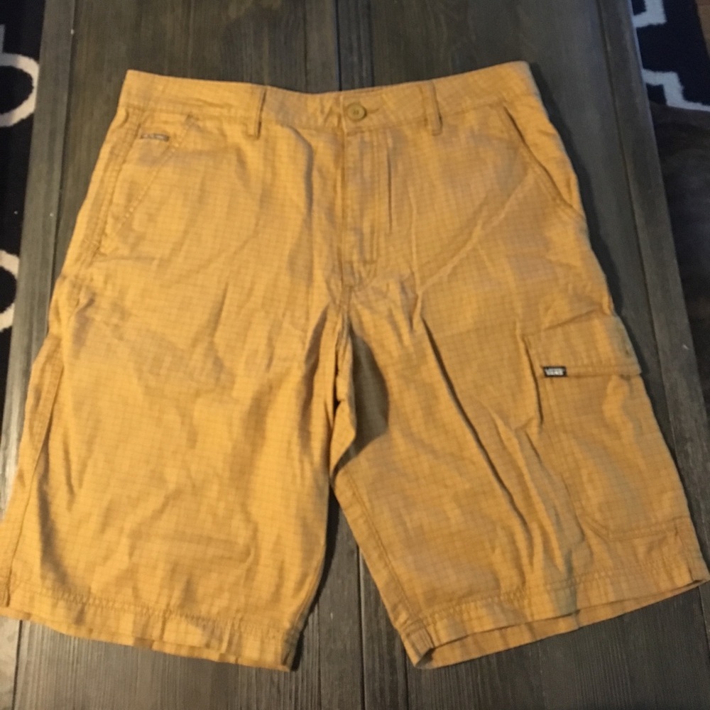 Vans cargo shorts