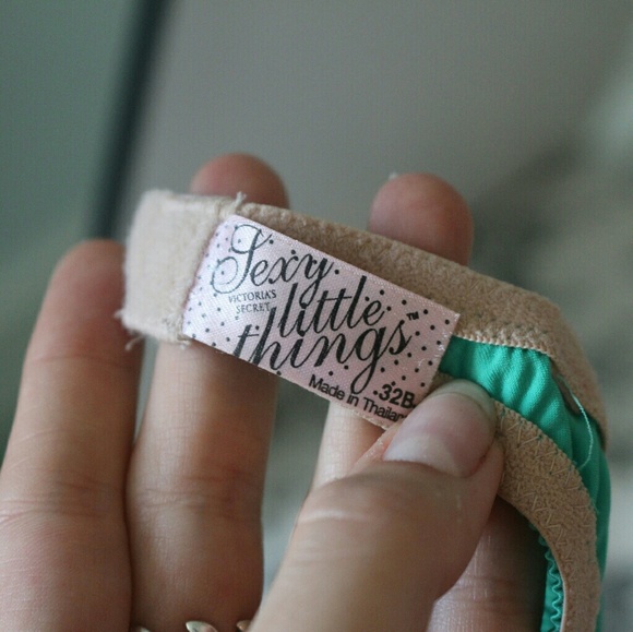 Sexy green bra - Picture 4 of 4