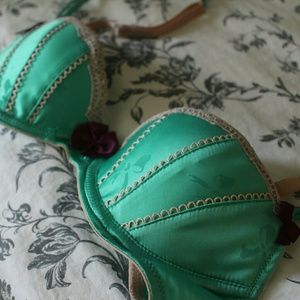 Sexy green bra
