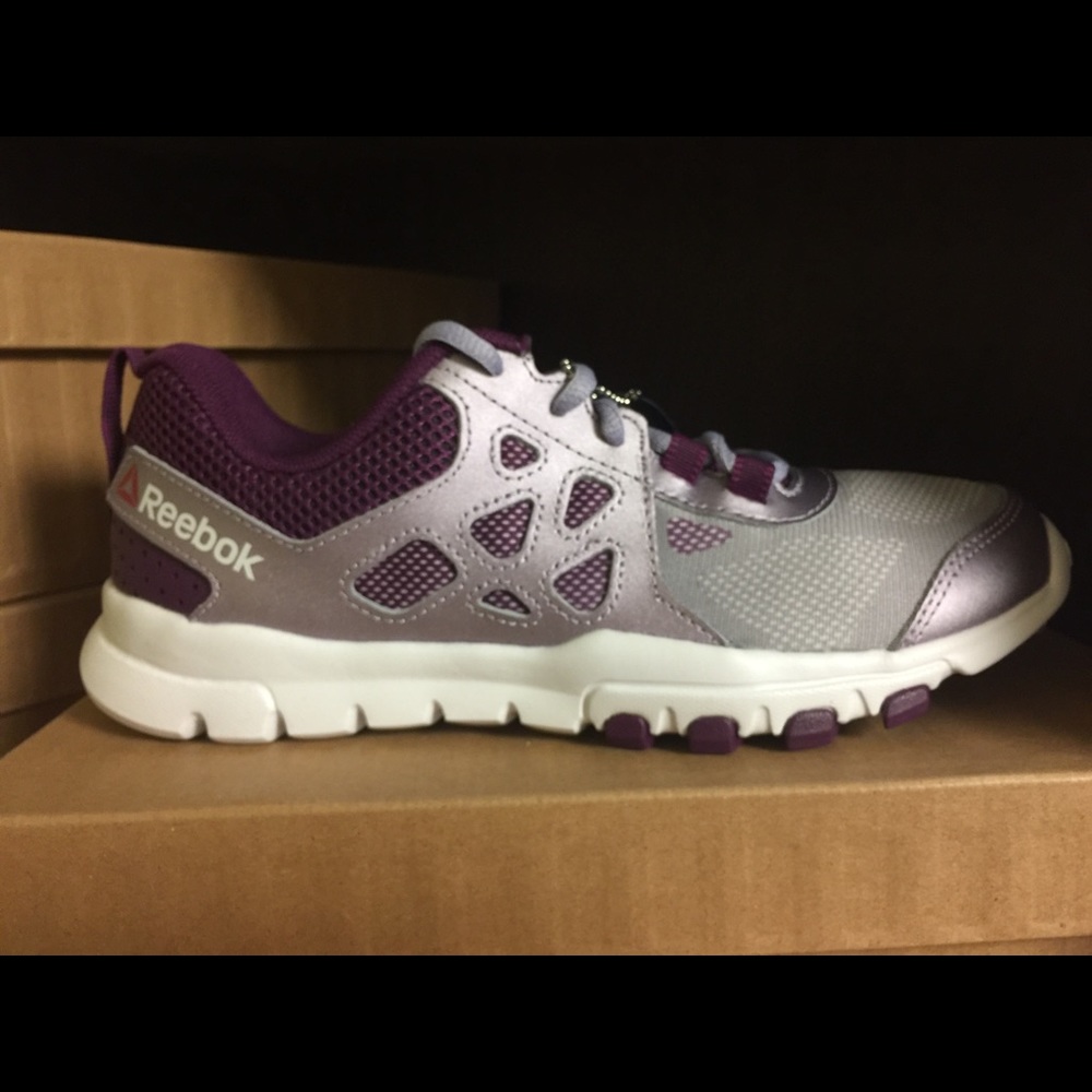 Reebok Training Shoe - Picture 1 of 2