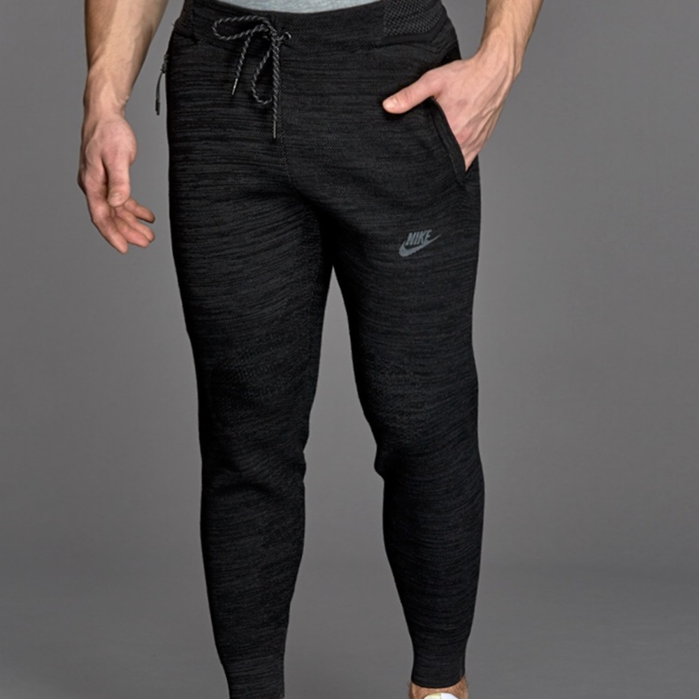 Ladies Nike Tech Knit Pants Size S