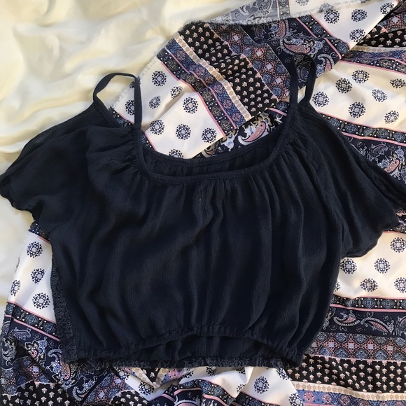 Hollister Navy Off The Shoulder Crop Top - Picture 2 of 5