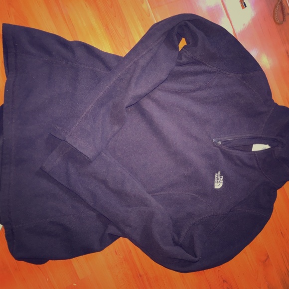 Sweaters - The North Face burgundy fleece