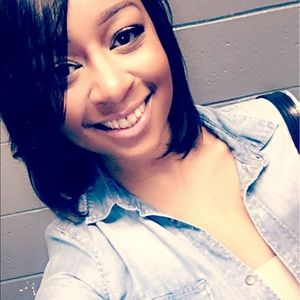 Meet your Posher, Stacy