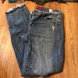 lucky brand like new charlie skinny jeans